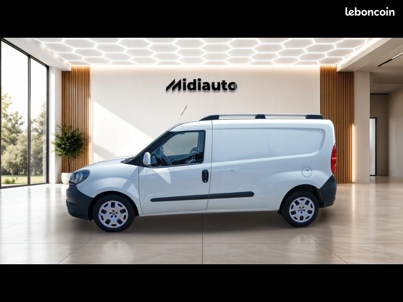 Fiat Doblo Cargo Maxi 1.6 Multijet 105ch 750kg Pro Lounge 12491HT (image 2)