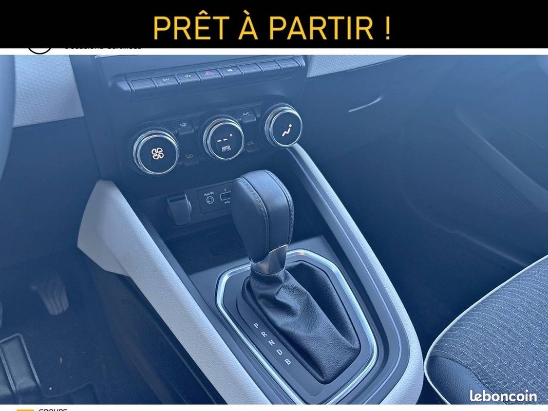 RENAULT Clio E-Tech full hybrid 145 Techno (image 15)