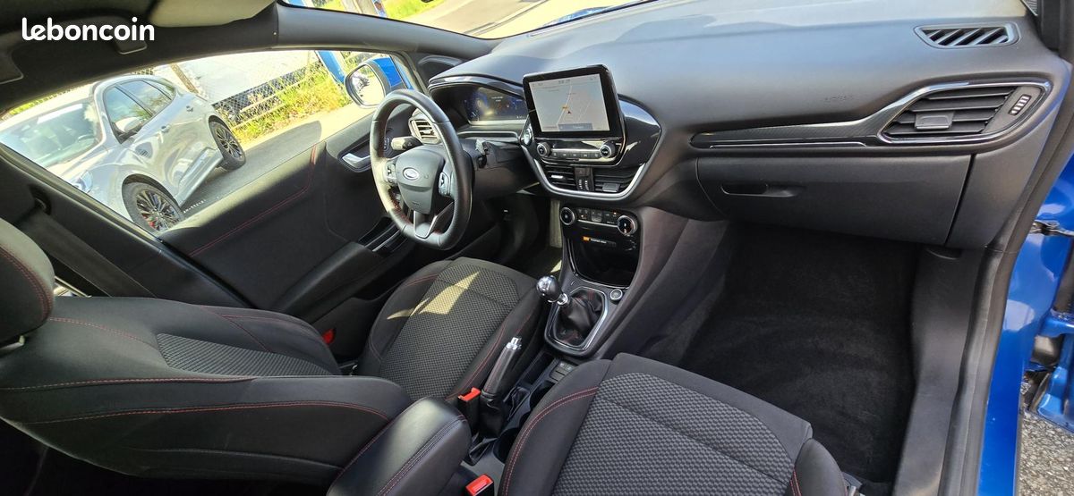 Ford Puma 1.0 ecoboost 125ch mhev st-line / carplay (image 6)