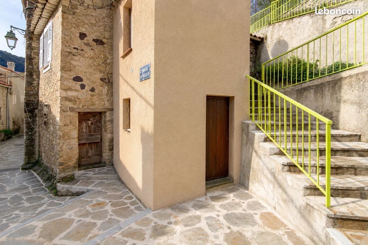 Maison 3 pièces 63 m² · à Collongues · 63 m² · 89 000 €