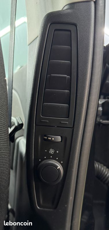 Citroën Grand C4 Picasso 1.6 HDI 120Ch *7 PL *DISTRI NEUVE *CAMERA AR* TOIT PANO *GARANTIE 12MOIS (image 24)