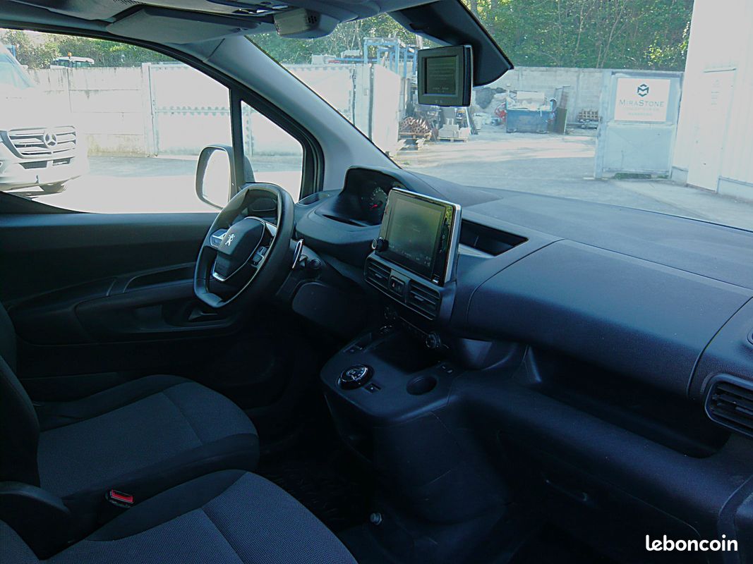 PEUGEOT PARTNER III 1.5 BlueHDi 130cv L1 EAT8 - 2019 - 190 000kms - DISTRIBUTION NEUVE (image 5)