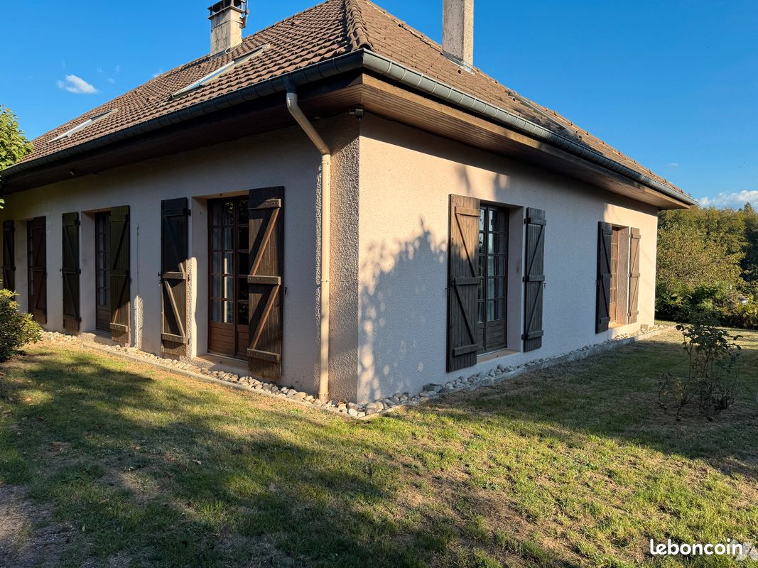Maison 15 pièces 196 m² · à Charmois-Devant-Bruyères · 196 m² · 257 250 €
