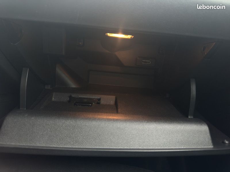 Audi A1 SPORTBACK 1.6 TDI 105CH FAP AMBITION à partir de 183,31/mois (image 34)
