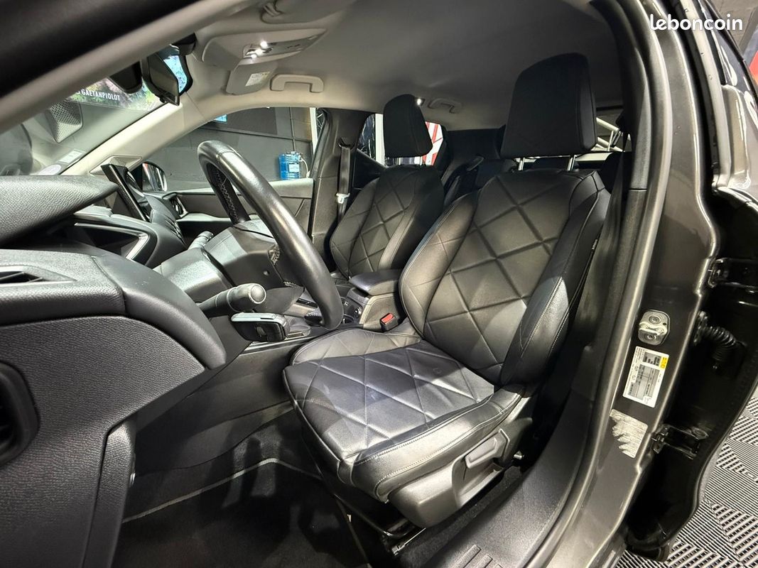 DS DS 3 Crossback 1.2 PURETECH 100 GRAND CHIC - CUIR - CARPLAY (image 12)