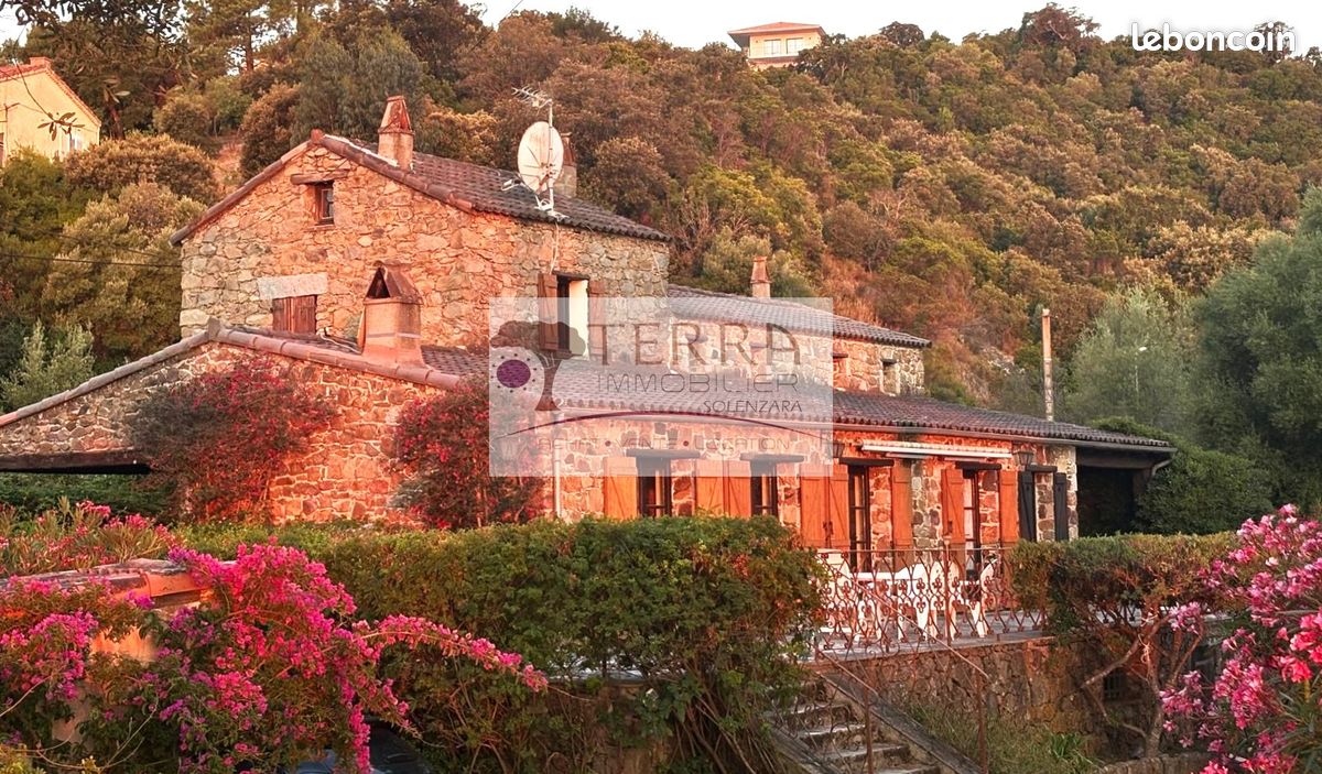 Maison 4 pièces 126 m² · à Sari-Solenzara · 126 m² · 720 000 €