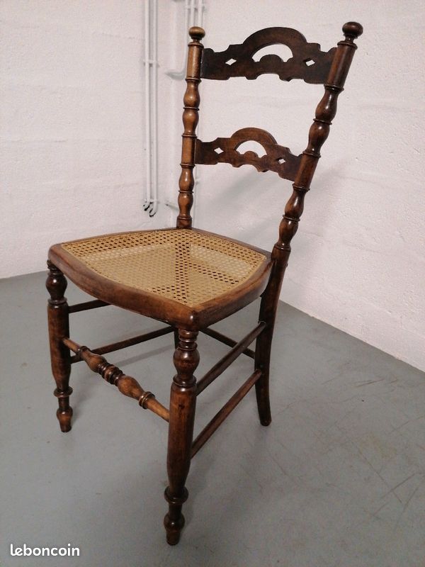 Chaise ancienne dessus cannenage très bon état (image 2)