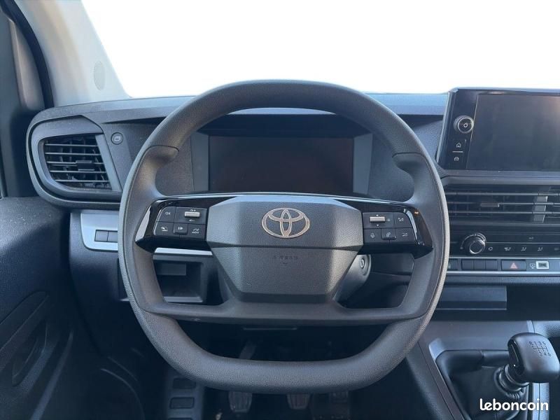 Toyota PROACE Combi Long 2.0 140 D-4D Dynamic Confort MC22 (image 12)