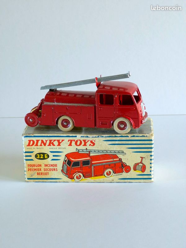 ANCIEN DINKY TOYS France N°32-E "BERLIET POMPIERS PREMIERS SECOURS" 1957 1/50 EUR 30,00