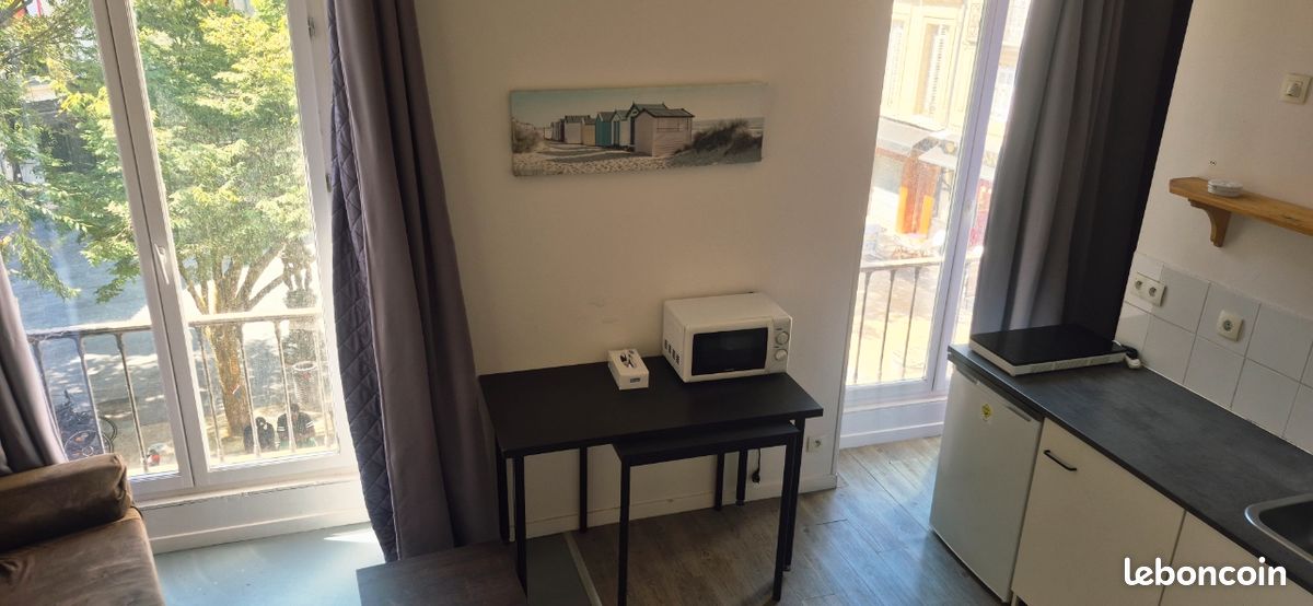 Appartement 1 pièce 27 m² · à Bordeaux · 27 m² · 680 €