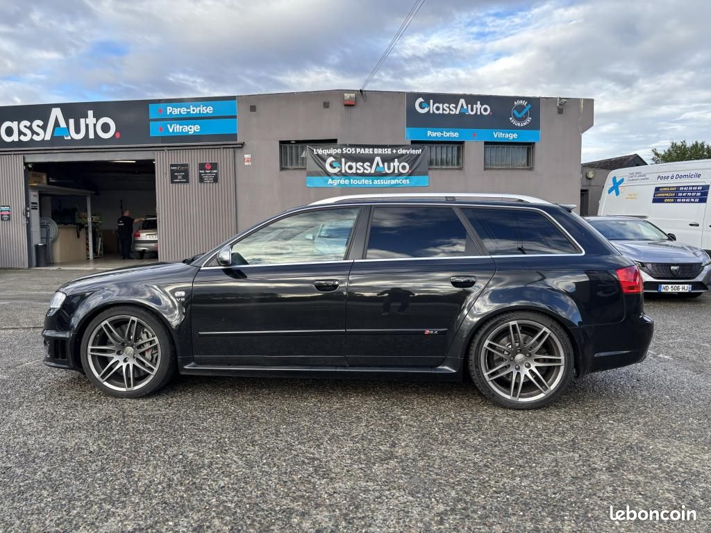 AUDI RS4 AVANT Quattro 4.2i V8 - 420ch - Origine France *ENTRETIEN COMPLET* GARANTIE 12 MOIS (image 8)
