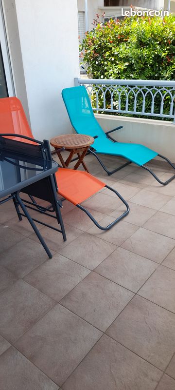 APPARTEMENT TYPE 2 PERSONNES REZ DE JARDIN 44m2, VUE MER ENTIEREMENT MEUBLE, EQUIPE ET CLIMATISE, DRAPS FOURNIS, TERRASSE DE 19m2 ET PLACE DE PARKING (image 7)