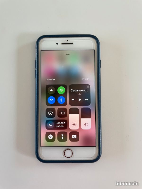 Mobile iPhone 7+, 32Go, Débloqué, batterie neuve (image 1)