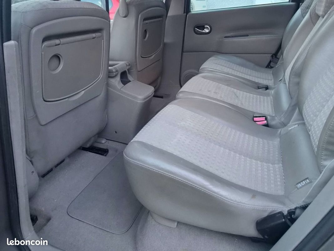 RENAULT SCENIC II 1.6 16V Confort Expression A (image 6)
