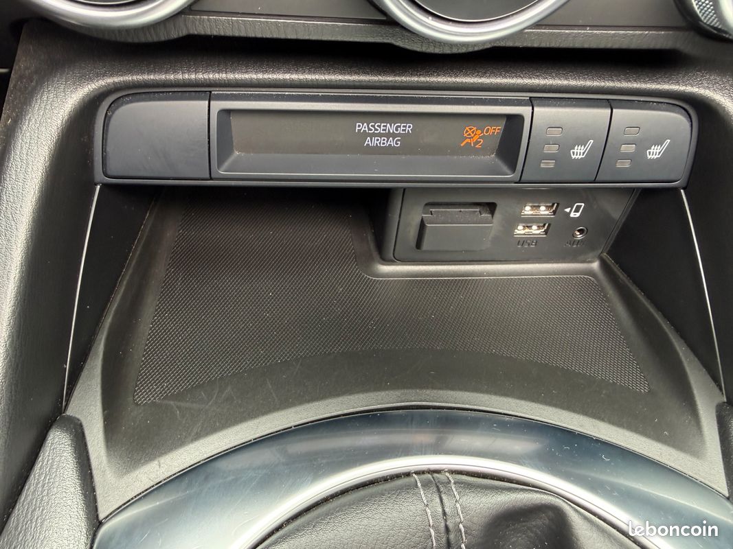 MAZDA MX5 ROADSTER 2.0 SKYACTIV-G 185 CH * CARPLAY*CAMERA DE RECUL*PACK SPORT* FULL ENTRETIEN MAZDa (image 14)