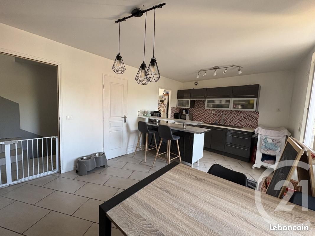 Appartement 3 pièces 73 m² · à Nogent-sur-Oise · 73 m² · 125 000 €
