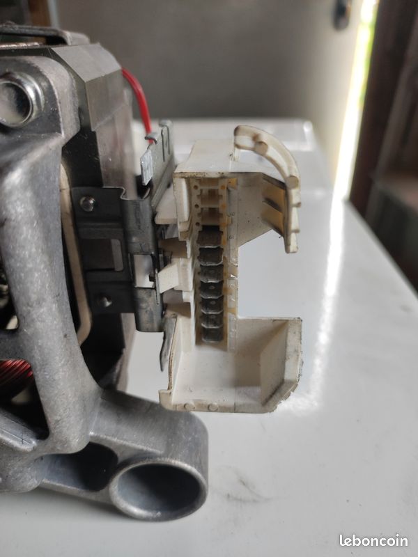 Moteur lave linge (image 3)
