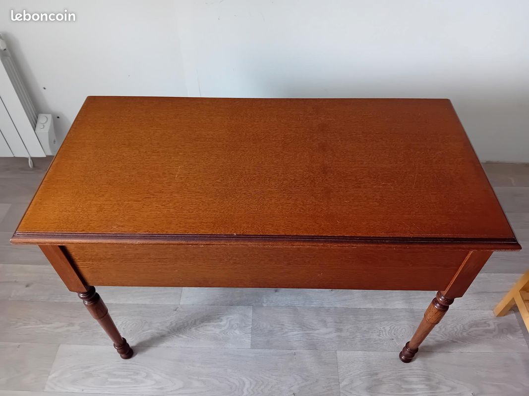Bureau bois ancien vernis (image 3)