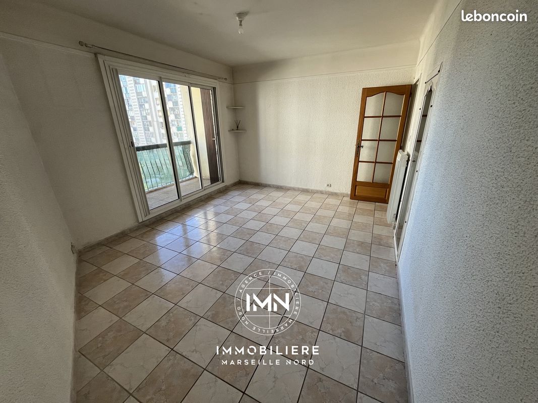 Appartement 3 pièces 55 m² · à Marseille · 55 m² · 77 000 €