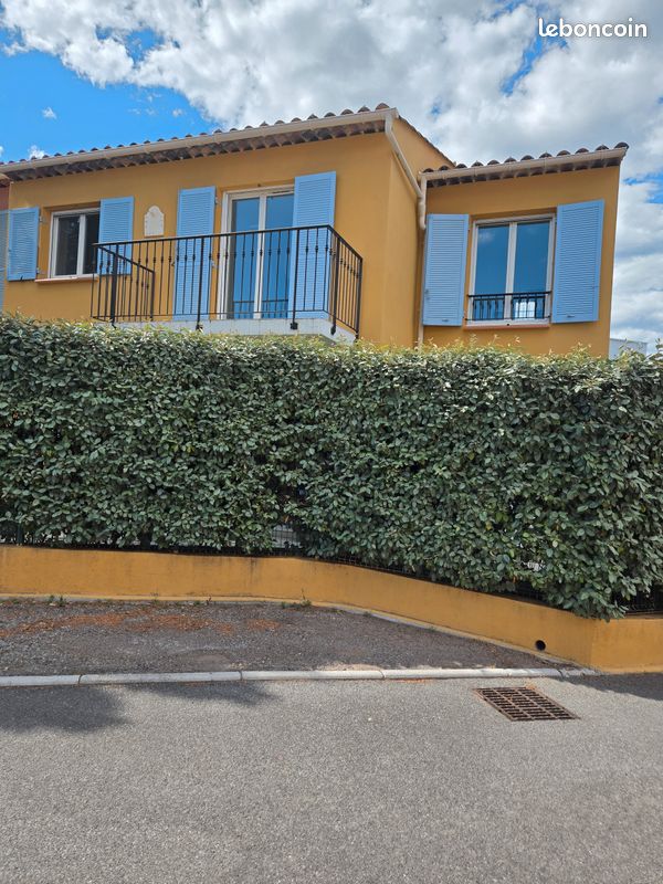 Maison 5 pièces 98 m² · à Fréjus · 98 m² · 490 000 €