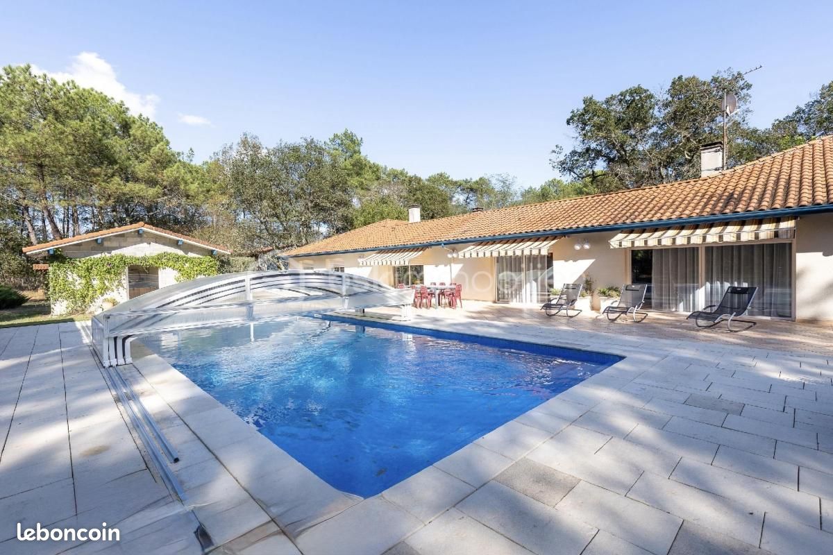 Maison 12 pièces 295 m² · à Herm · 295 m² · 525 000 €