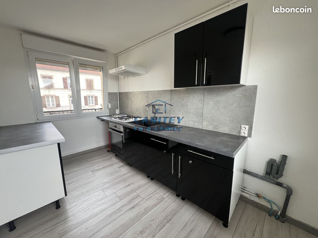 Appartement 3 pièces 76 m² · à Lure · 76 m² · 550 €