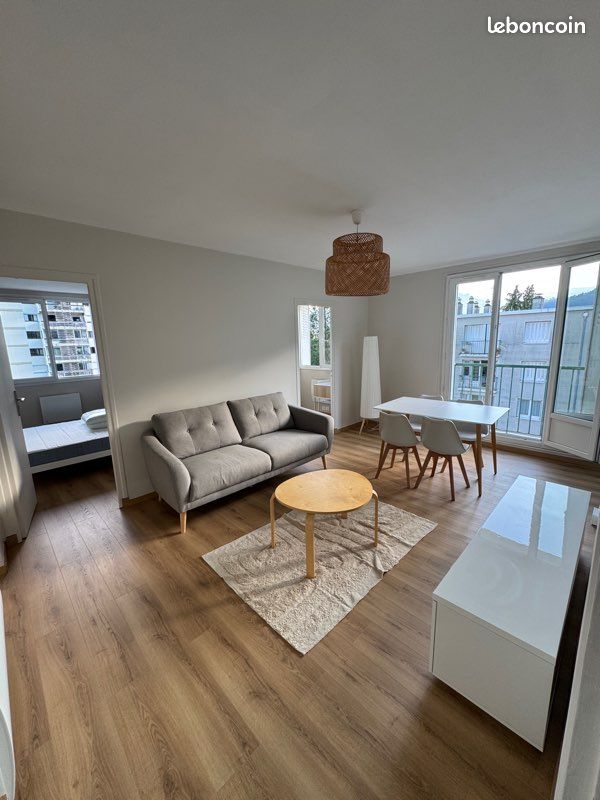 Appartement 3 pièces 43 m² · à Meylan · 43 m² · 850 €