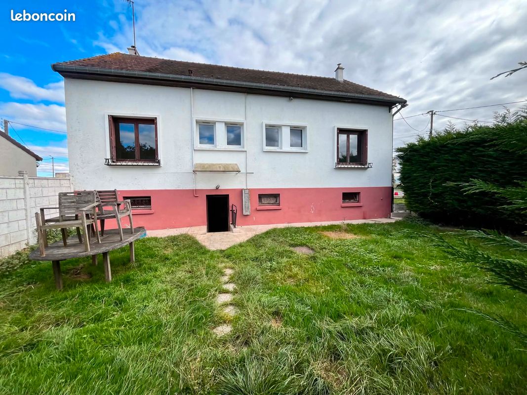 Maison 6 pièces 110 m² · à Essertaux · 110 m² · 170 000 €