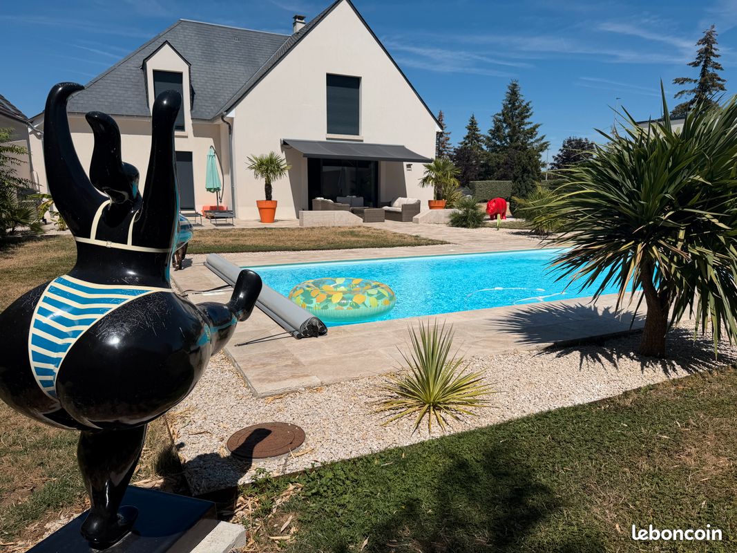 Maison 8 pièces 226 m² · à Saint-Jean-le-Blanc · 226 m² · 709 000 €
