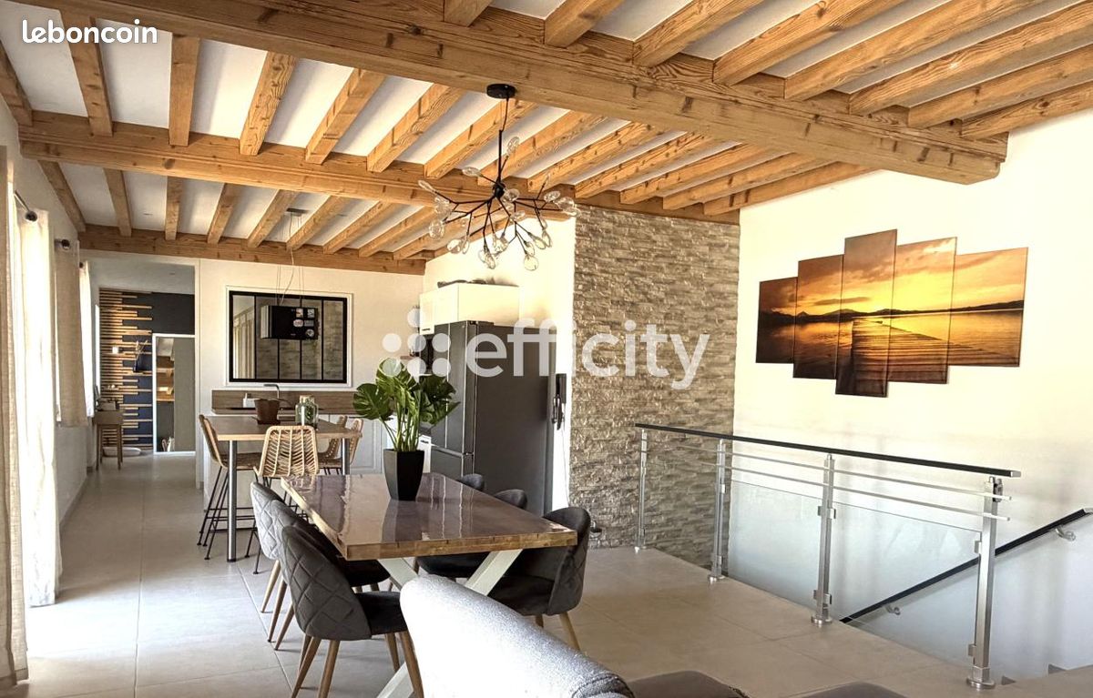 Maison 5 pièces 107 m² · à Saint-Étienne-des-Oullières · 107 m² · 309 000 €
