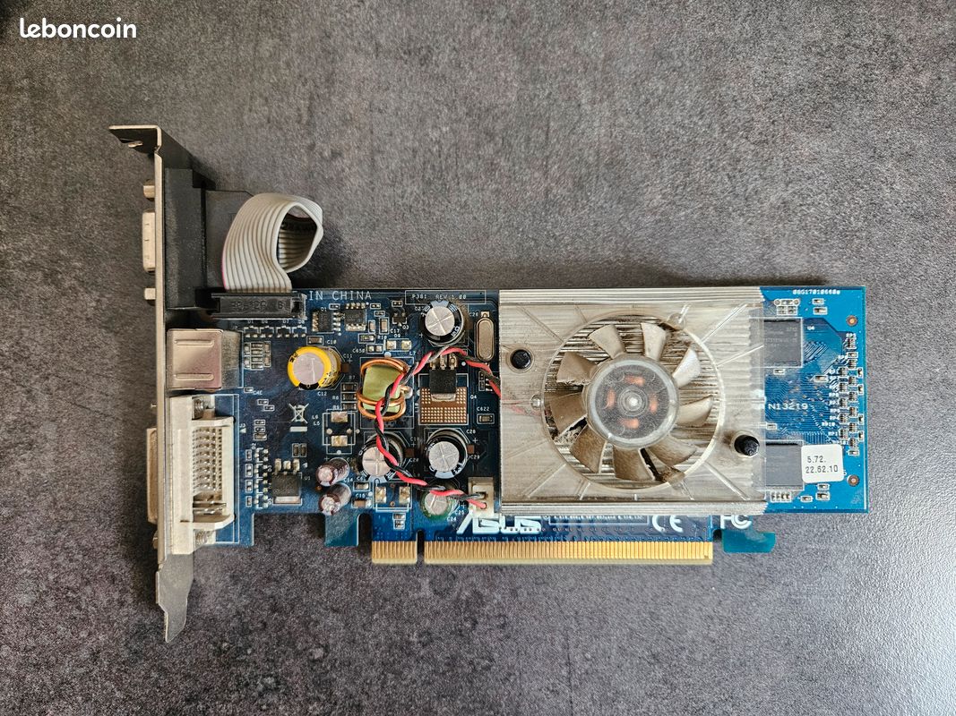 Carte graphique NVIDIA GeForce 7500 LE - Accessoires informatique