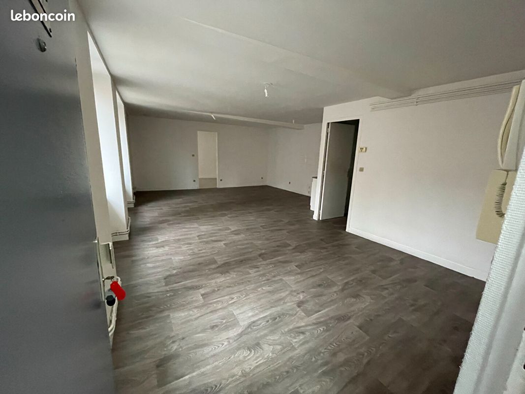 Appartement 2 pièces 53 m² · à Saint-Étienne · 53 m² · 429 €