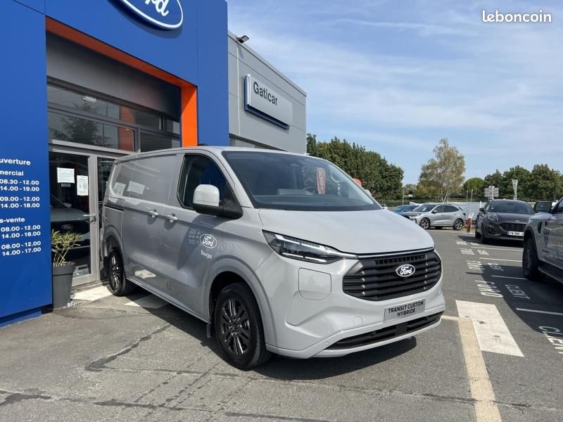 Ford Transit Custom Fg 320 L1H1 2.5 Duratec 232ch Hybride rechargeable Limited CVT (image 3)