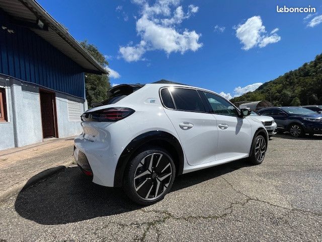 Peugeot 208 E-208 136CH GT (image 4)