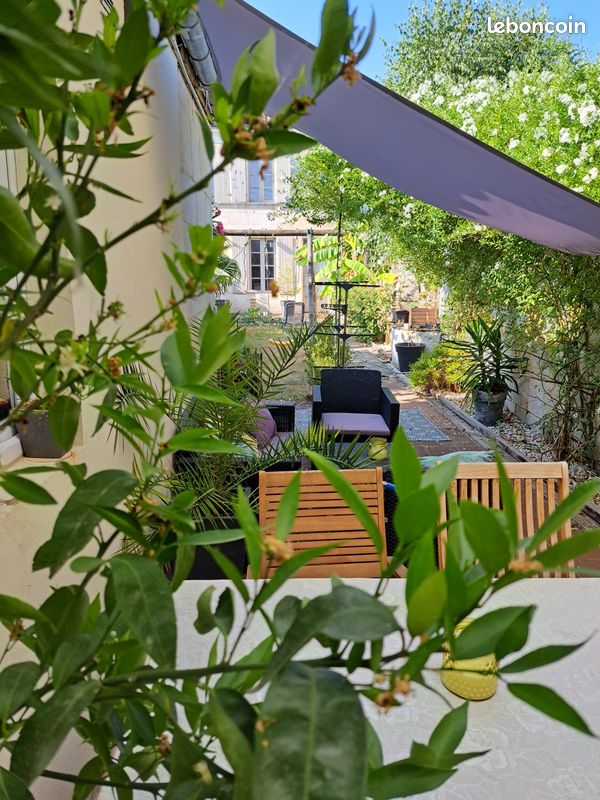 Maison 6 pièces 120 m² · à Rochefort · 120 m² · 350 000 €