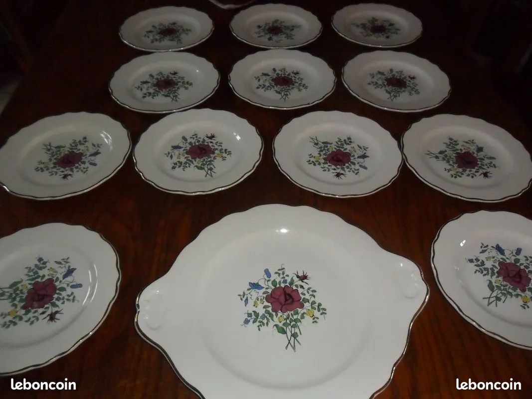 Service à dessert SALINS 12 assiettes et plat de service (image 1)