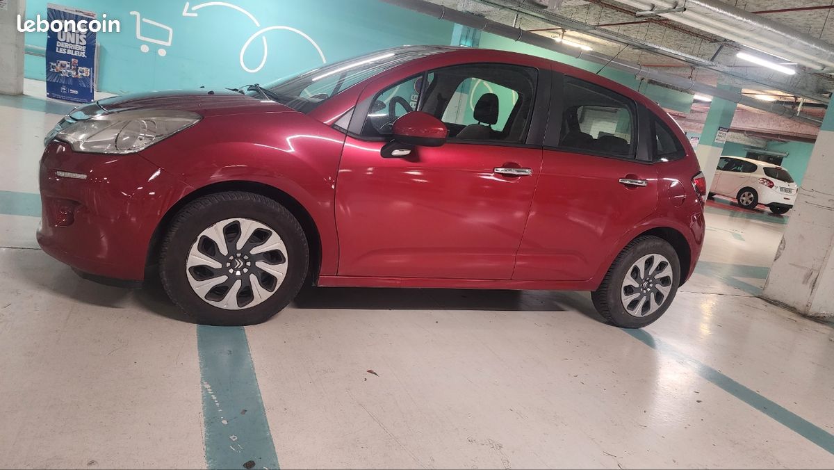 Citroën C3 essence 82 CV DIN très propre courroie de distribution neuve (image 2)