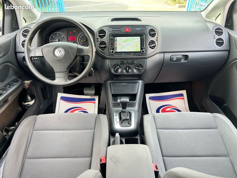VOLKSWAGEN GOLF V PLUS 1.9 TDI 105 CH DSG6 BOÎTE AUTO / Clim / CarPlay / GPS / Jante / Régulateur / Carnet Complet VW / GARANTIE (image 4)