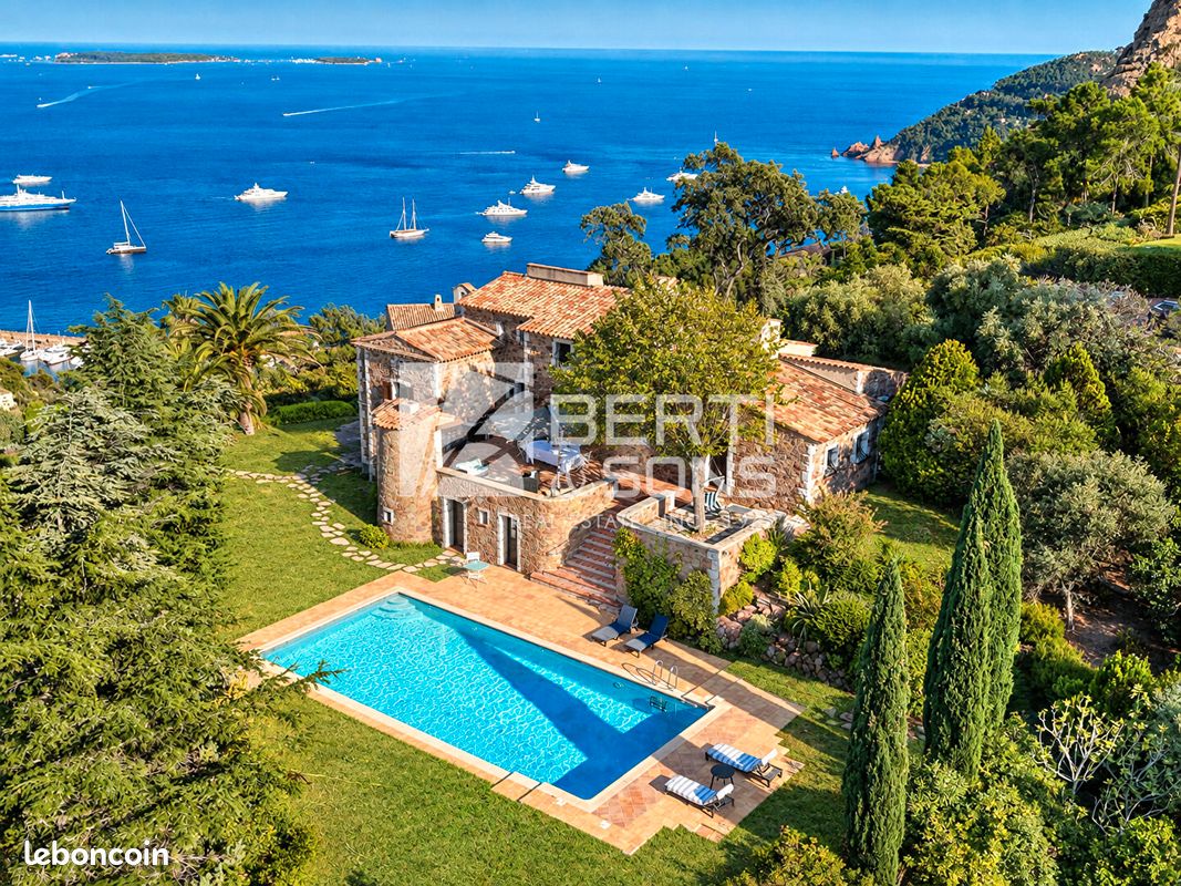 Maison 6 pièces 163 m² · à Théoule-sur-Mer · 163 m² · 3 995 000 €