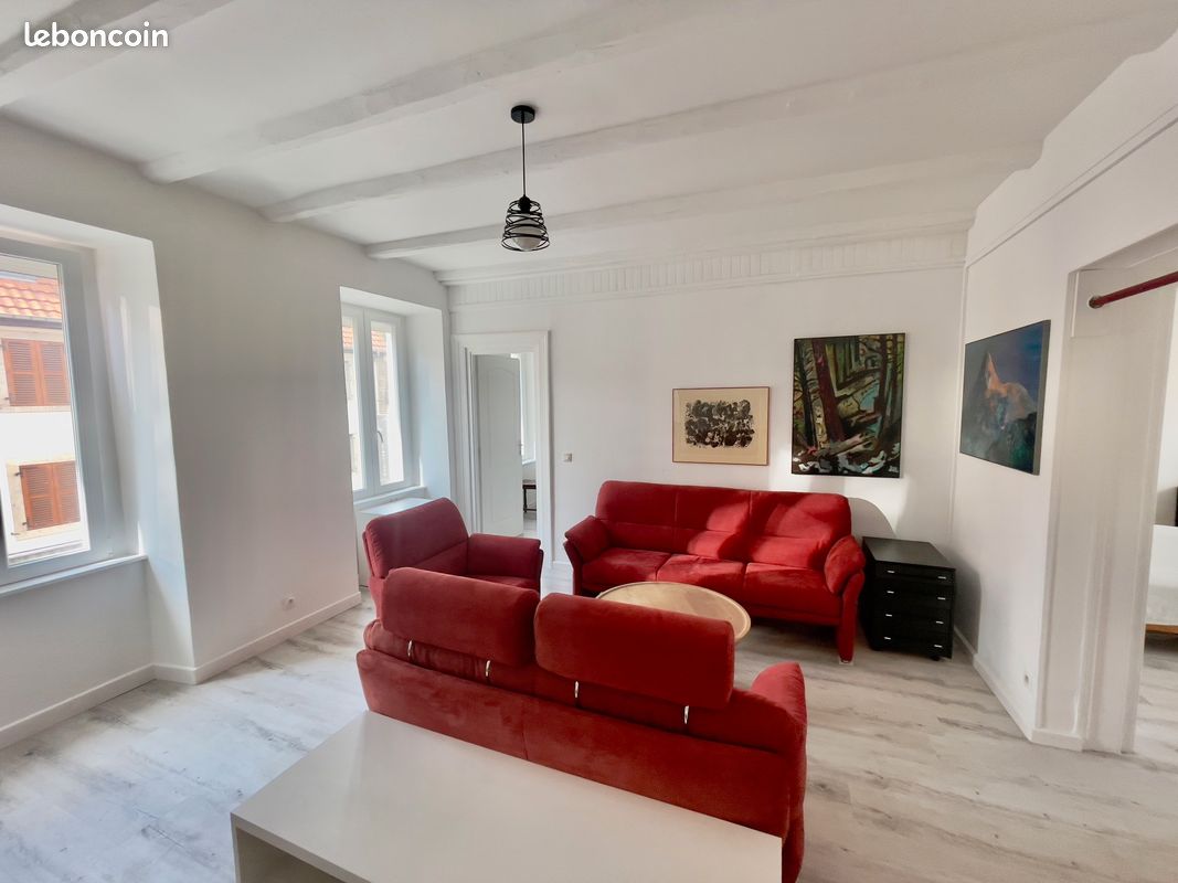 Appartement 5 pièces 87 m² · à Beaucourt · 87 m² · 750 €