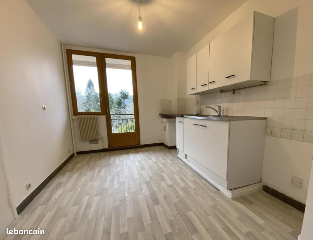Appartement 3 pièces 72 m² · à Chevreuse · 72 m² · 1 081 €/mois