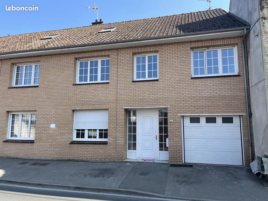Maison 99 m² · à Blendecques · 99 m² · 780 €