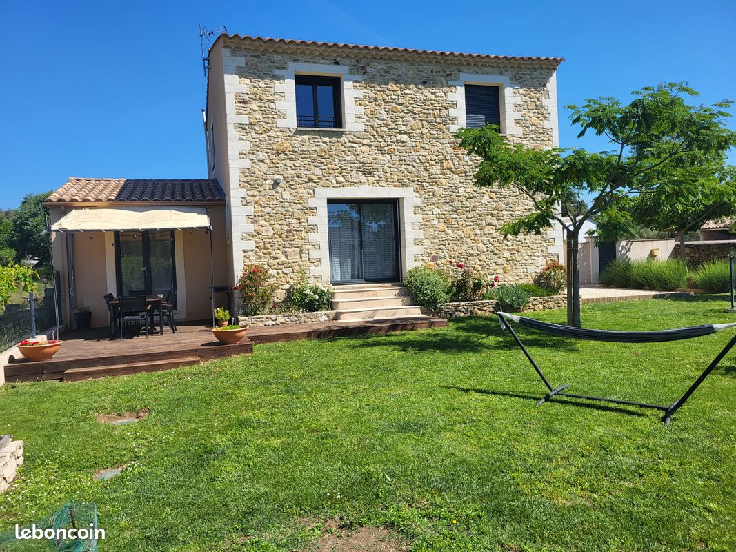 Maison 5 pièces 120 m² · à Saint-Quentin-la-Poterie · 120 m² · 480 000 €