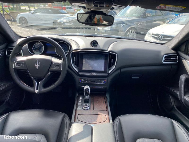 Maserati GHIBLI 3.0 V6 275CH DIESEL (image 9)