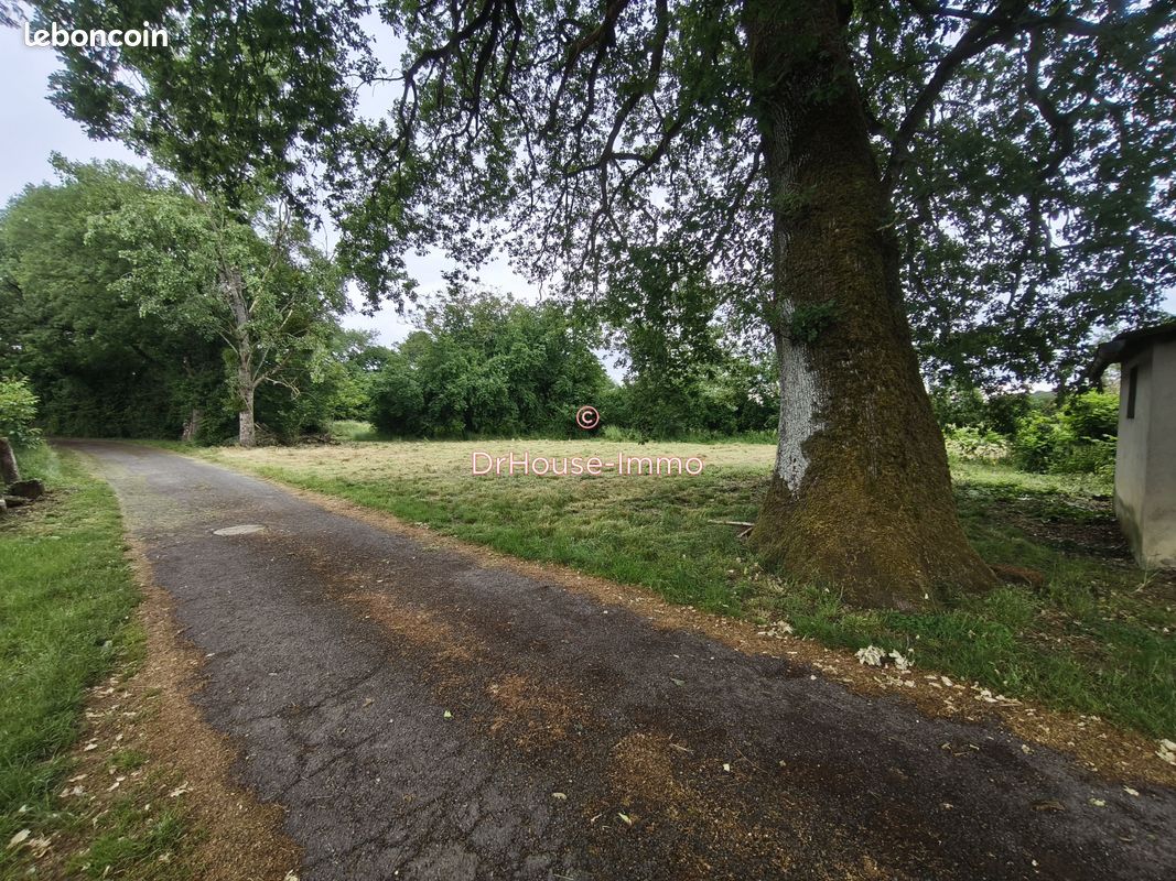 Terrain 950 m² · à Tercé · 950 m² · 33 000 €