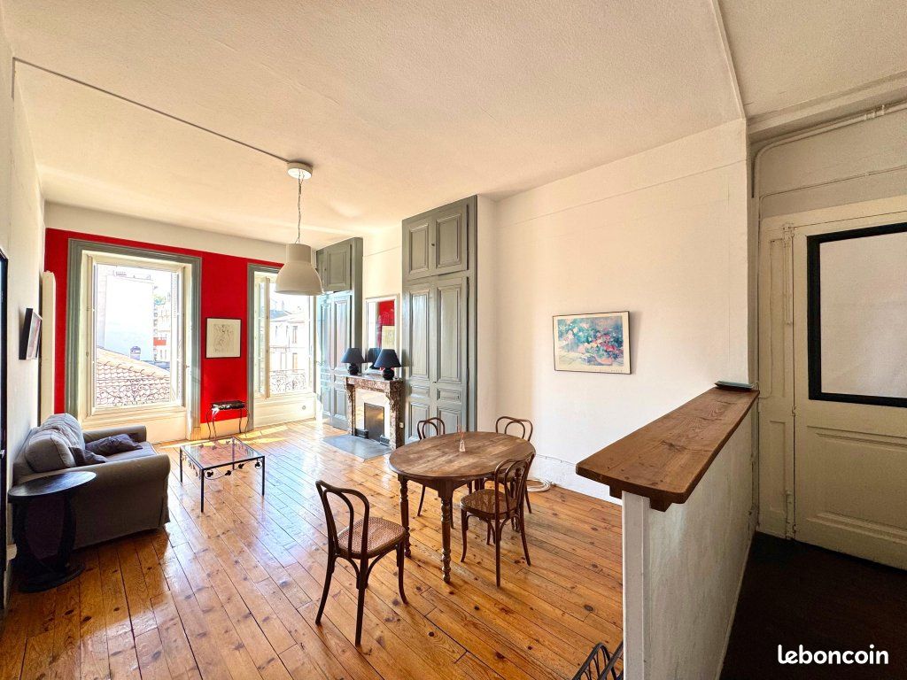 Appartement 3 pièces 78 m² · à Saint-Étienne · 78 m² · 645 €