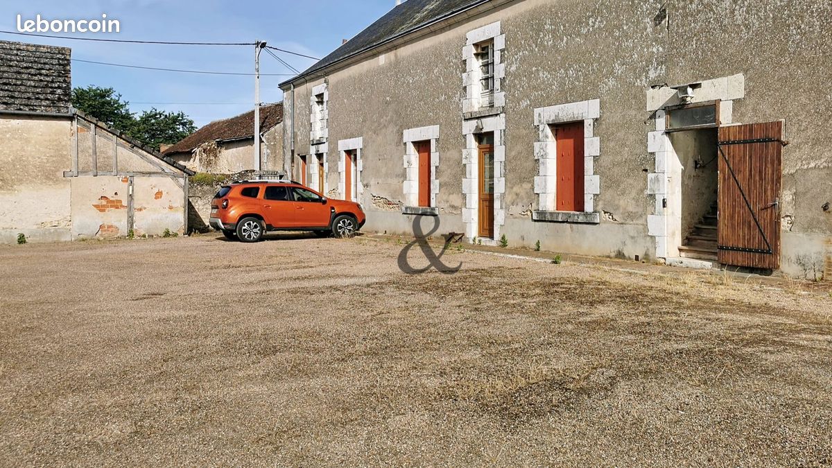 Maison 8 pièces 220 m² · à Villerbon · 220 m² · 200 000 €