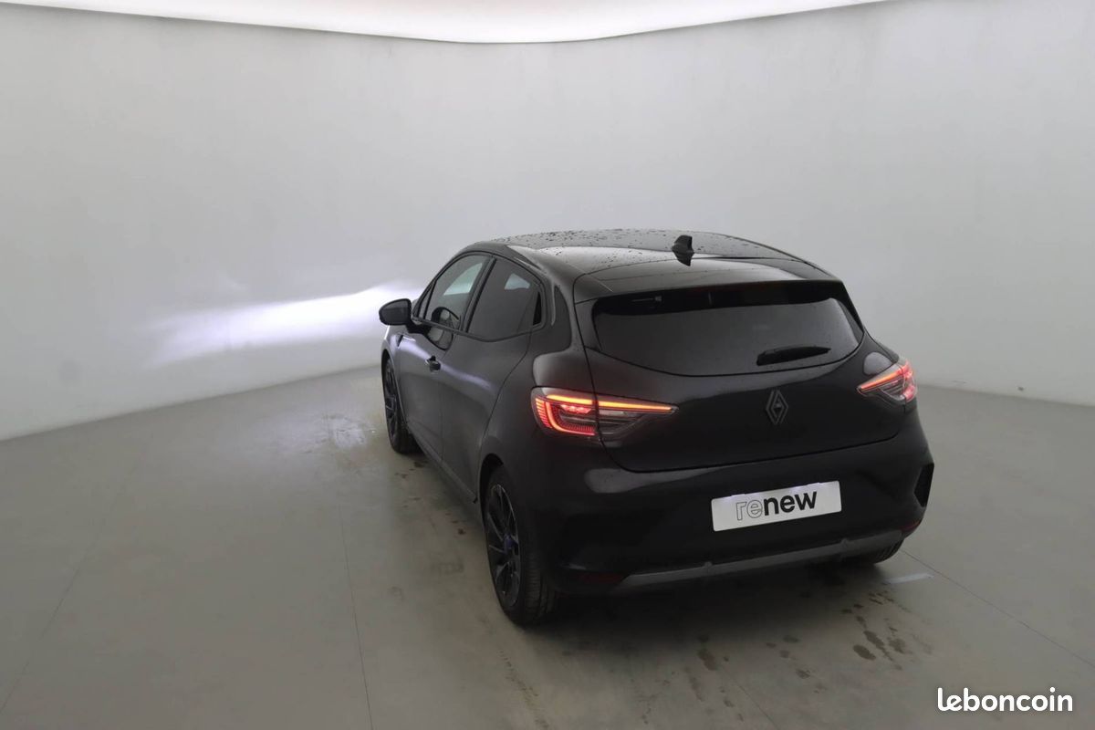 RENAULT Clio E-Tech full hybrid 145 ch GSR2 Esprit Alpine (image 3)