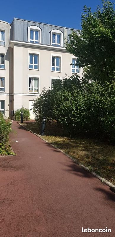 Appartement 1 pièce 17 m² · à Cergy · 17 m² · 695 €/mois