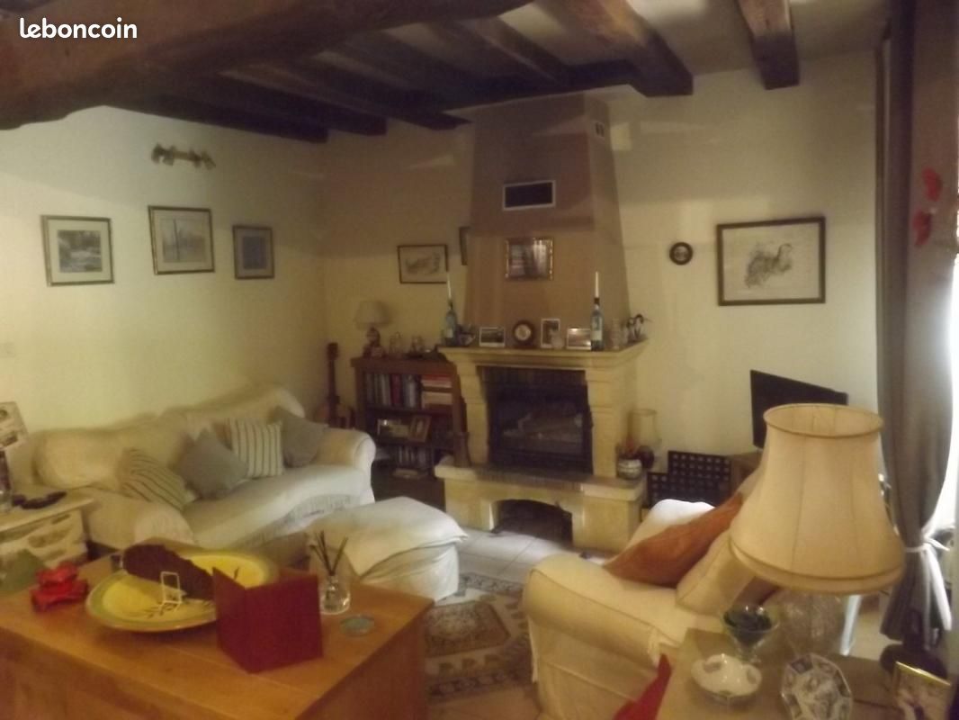 Propriété 4 pièces 120 m² - Chassenon 16150 (image principale 5)